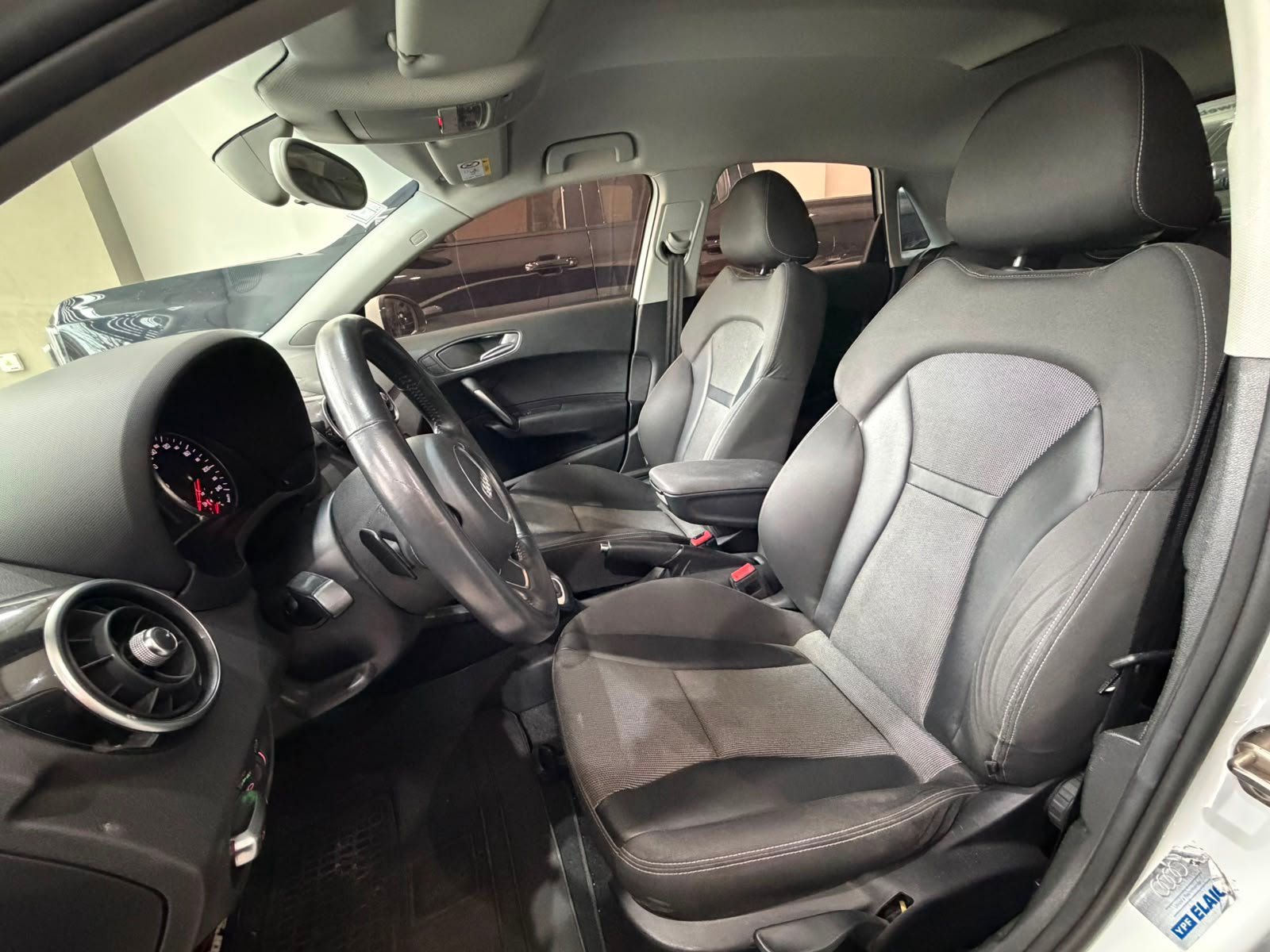 
 audi a1 sportback 1.4 tfsi at 2017 full									