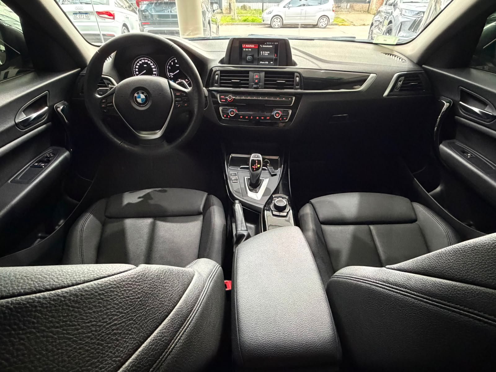 
 BMW 220 i 2019 28.000km full									