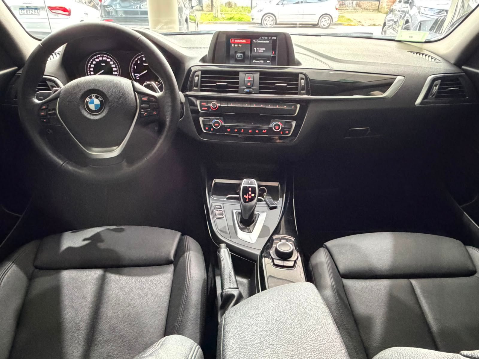 
 BMW 220 i 2019 28.000km full									