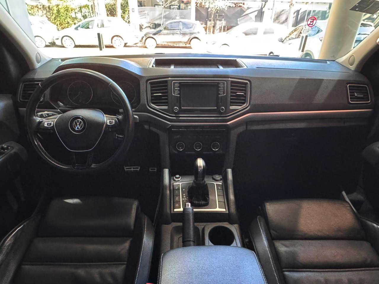 
 AMAROK V6 TDI HIGHLINE 2017 105000 full									