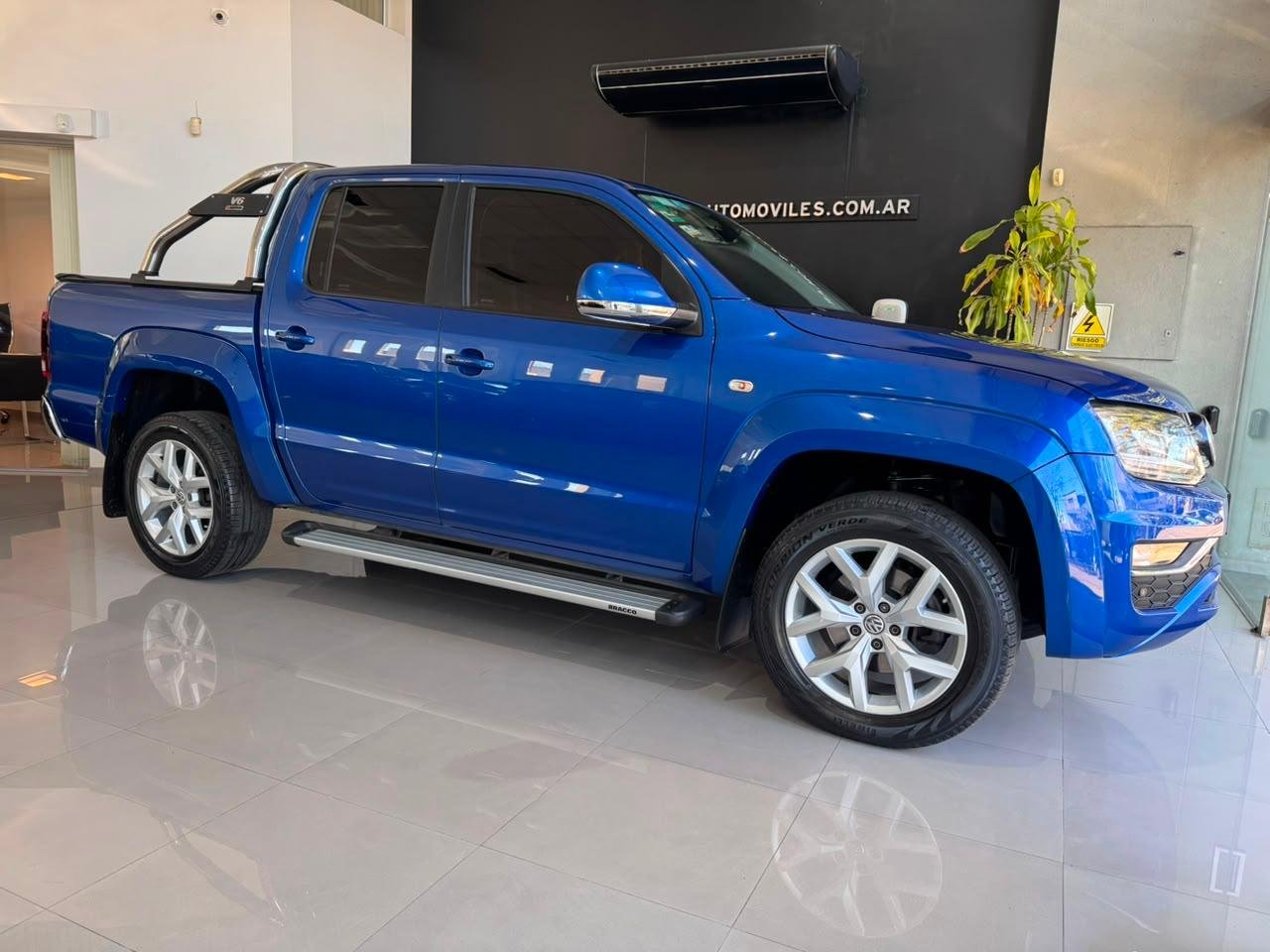 
 AMAROK V6 TDI HIGHLINE 2017 105000 full									