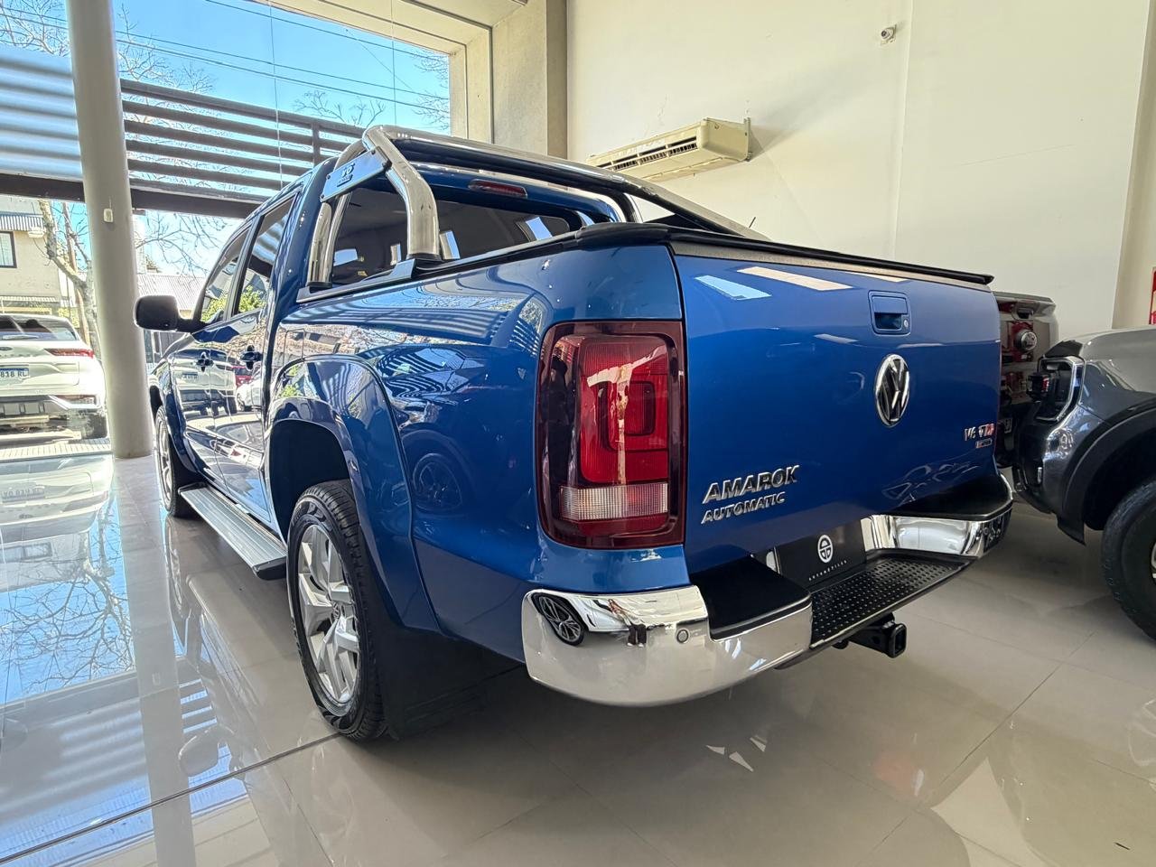 
 AMAROK V6 TDI HIGHLINE 2017 105000 full									