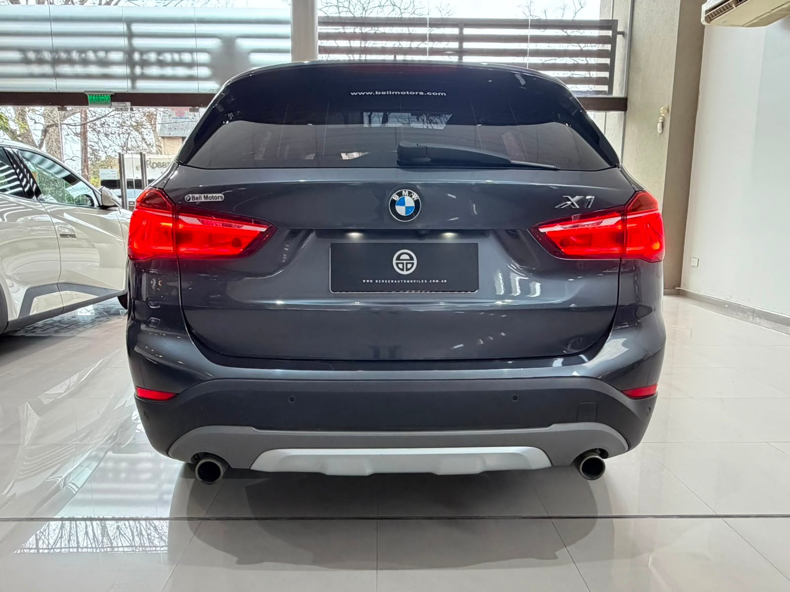 
 BMW X1 2.0 X-DRIVE 25i 231CV full									