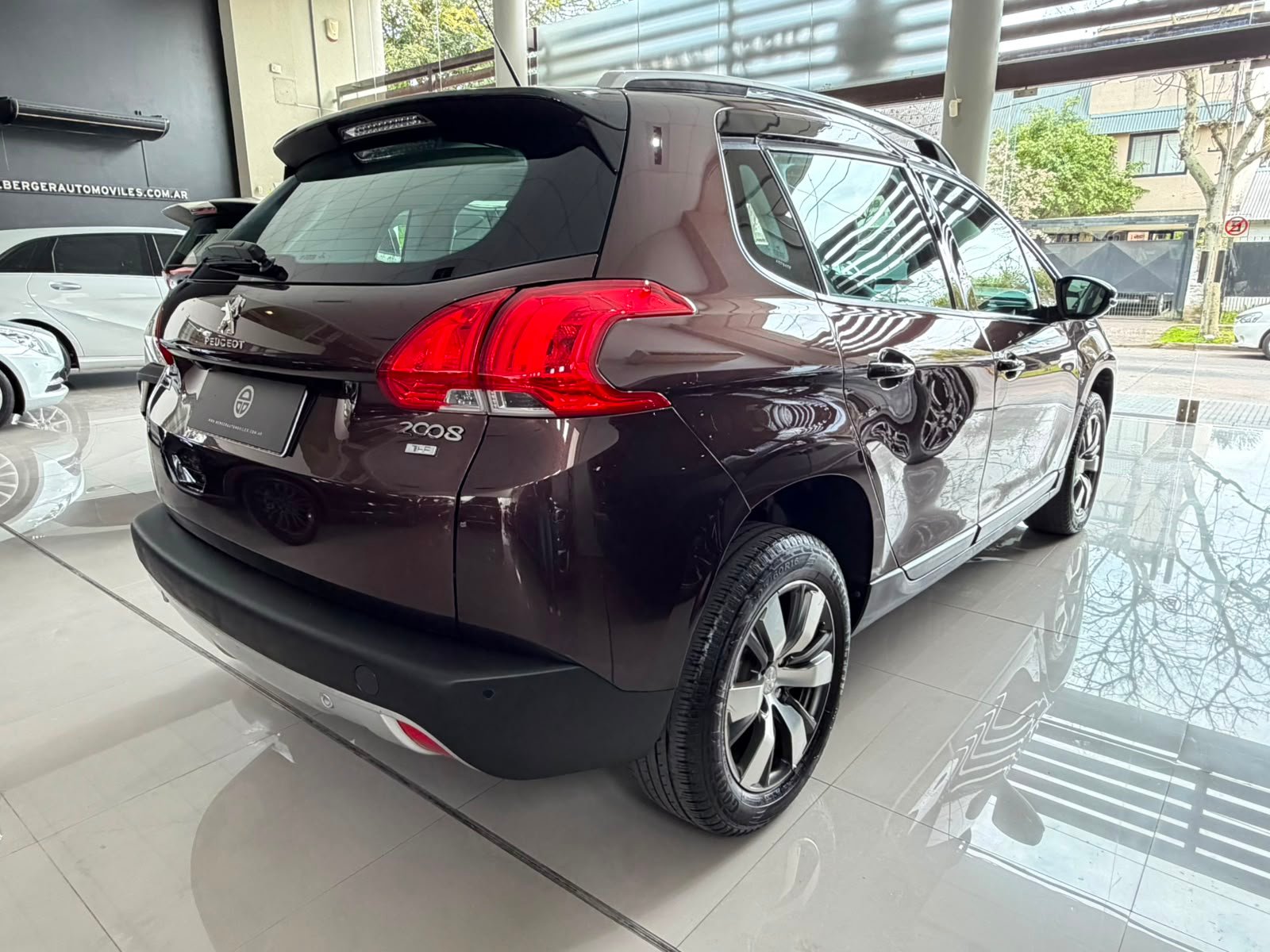 
 Peugeot fellini full									