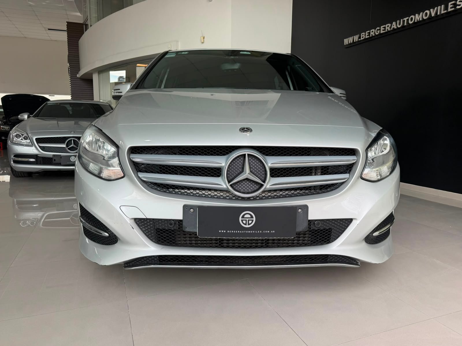 
 Mercedes-Benz Clase B 1.6 B200 2016 Edition 156Cv At full									