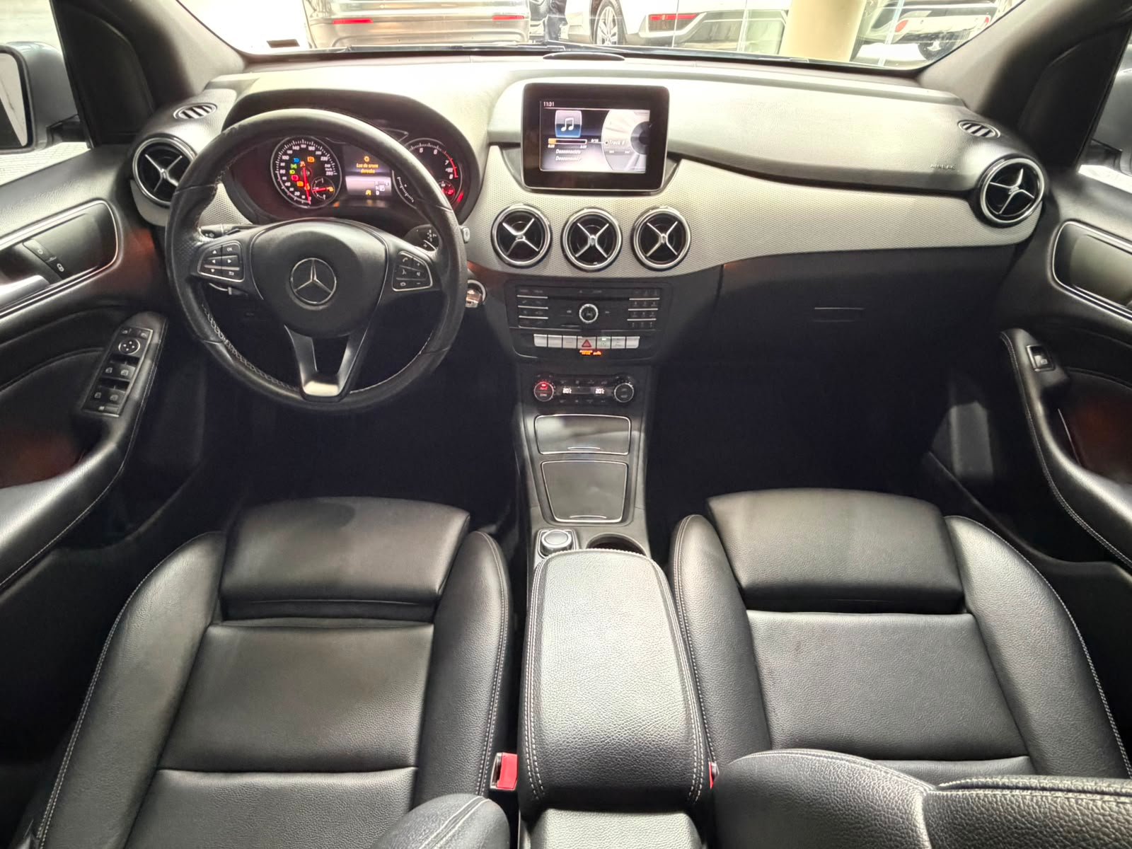 
 Mercedes-Benz Clase B 1.6 B200 2016 Edition 156Cv At full									