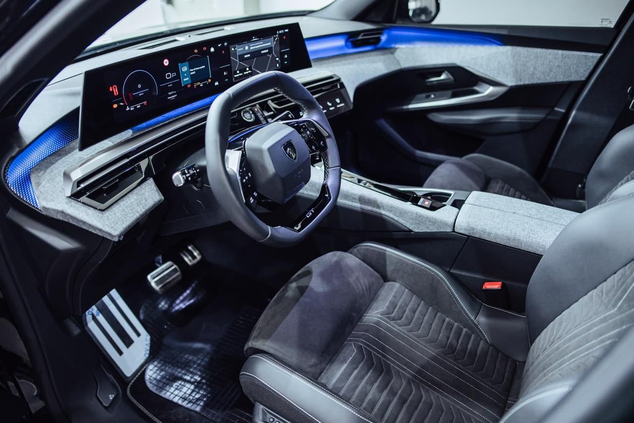 
 Peugeot 3008 1.6 Thp Gt 180Cv At full									