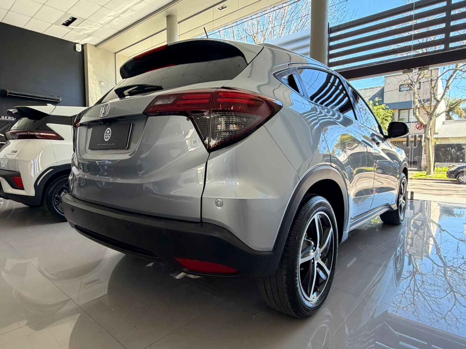 
 honda hrv 2020 full									