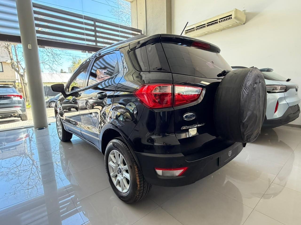 
 Ford Ecosport SE 2018 90000 KM full									