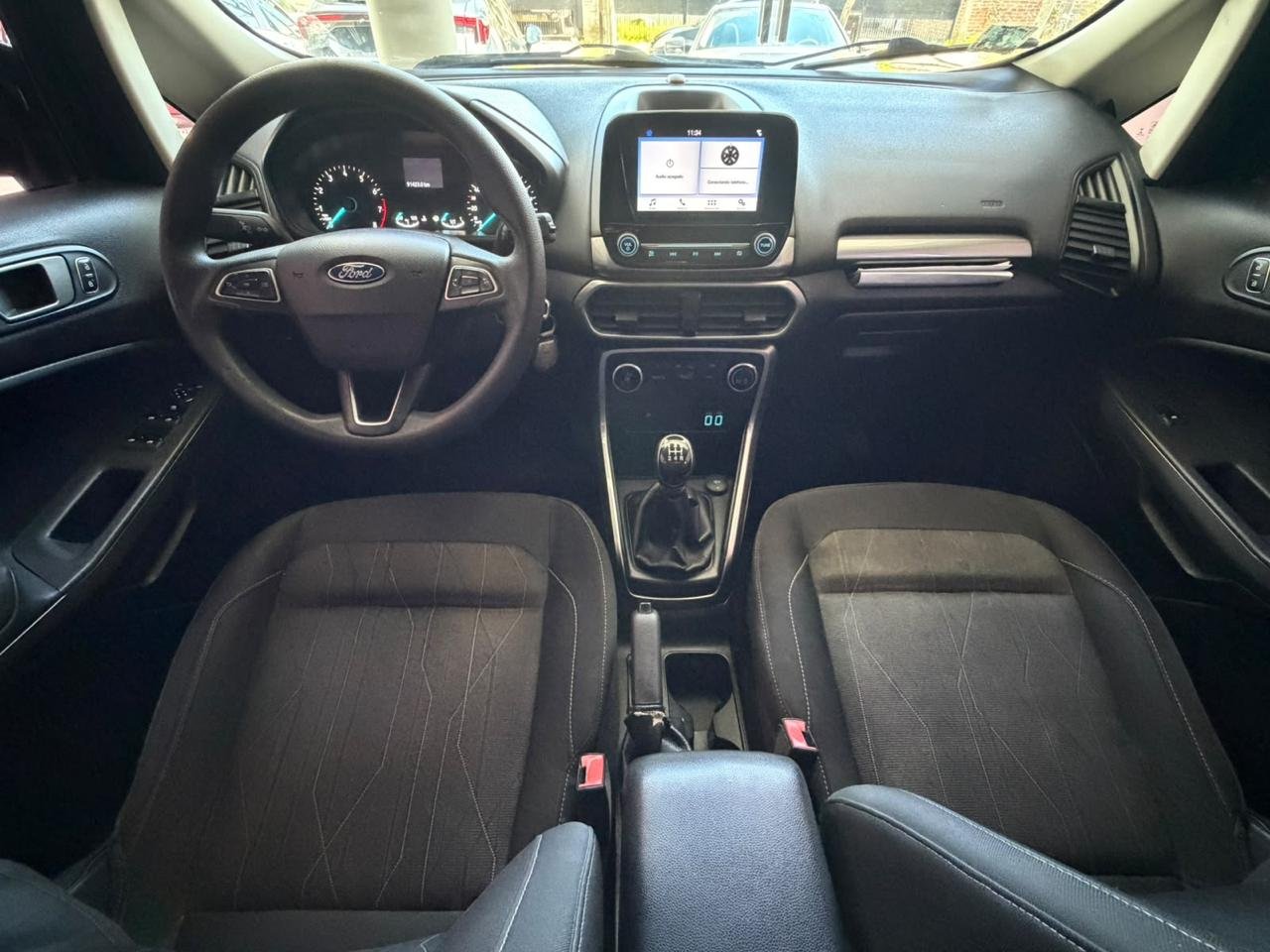 
 Ford Ecosport SE 2018 90000 KM full									